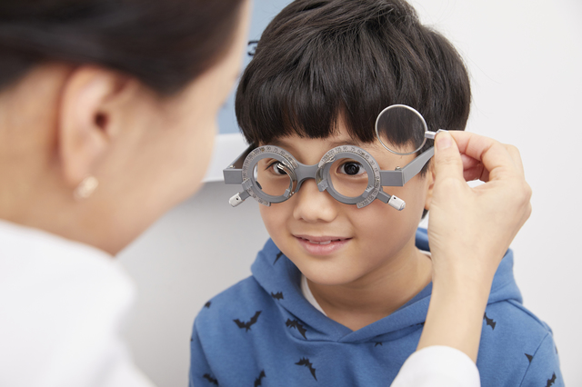 お子様の視機能治療